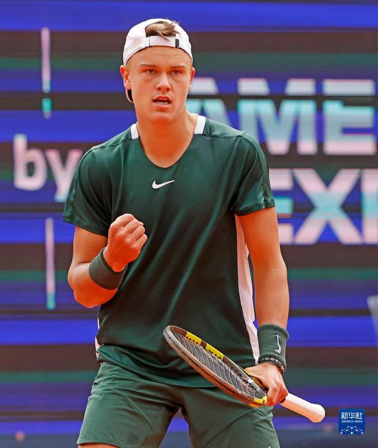 在对阵特鲁 在对阵特鲁